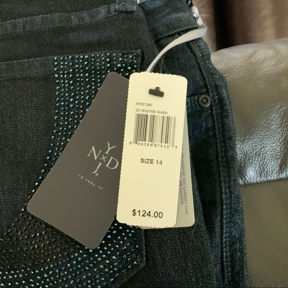 NYDJ Jeans slim jeans 32 inch inseam with bling back pockets! - Picture 3 of 13